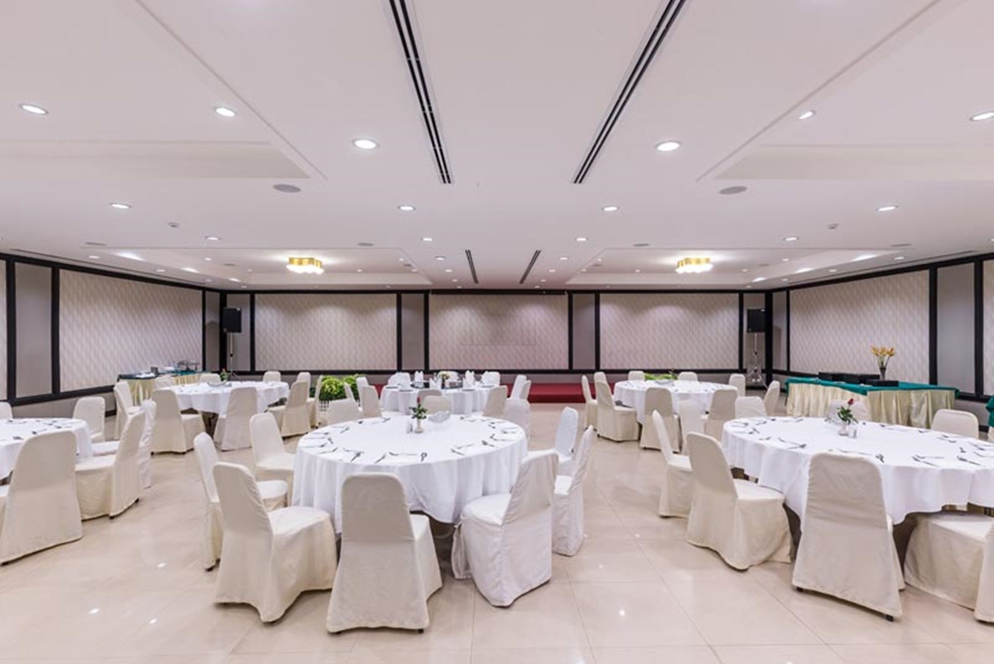 Ambassador City Jomtien Garden Wing Sattahip Luaran gambar