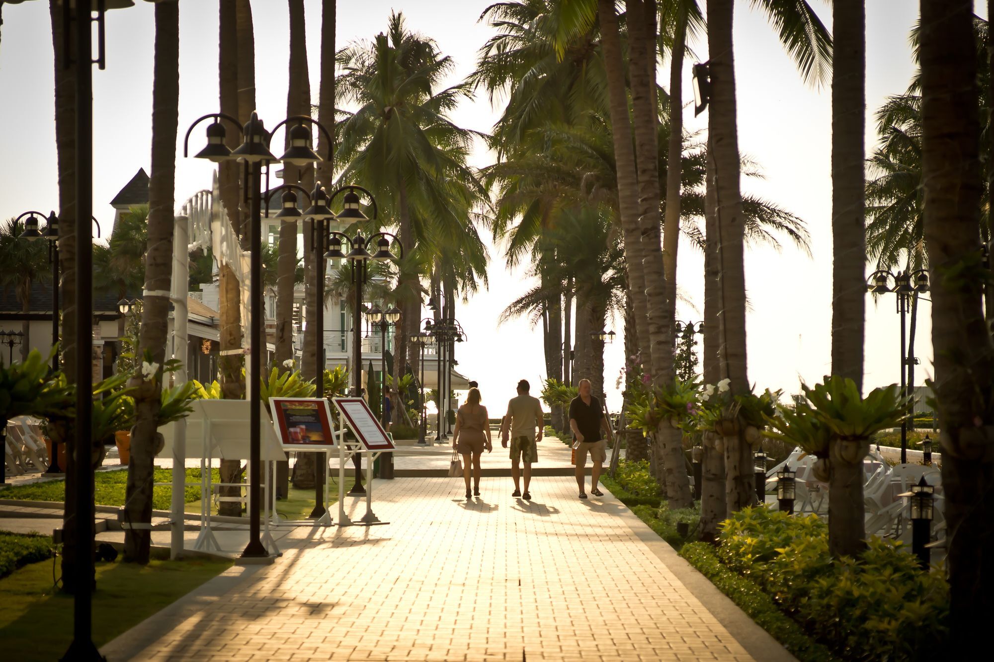 Ambassador City Jomtien Garden Wing Sattahip Luaran gambar